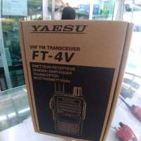 YAESU FT-4V